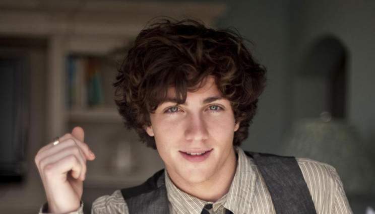 Aaron Taylor Johnson Height, Weight, Body Measurements, Shoe Size