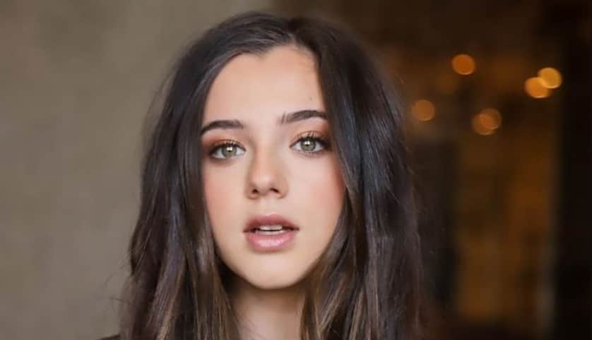 Alexa Nisenson Height, Weight, Body Measurements, Bra Size, Shoe Size
