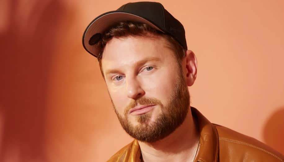 Bobby Berk Height, Weight, Body Measurements, Shoe Size