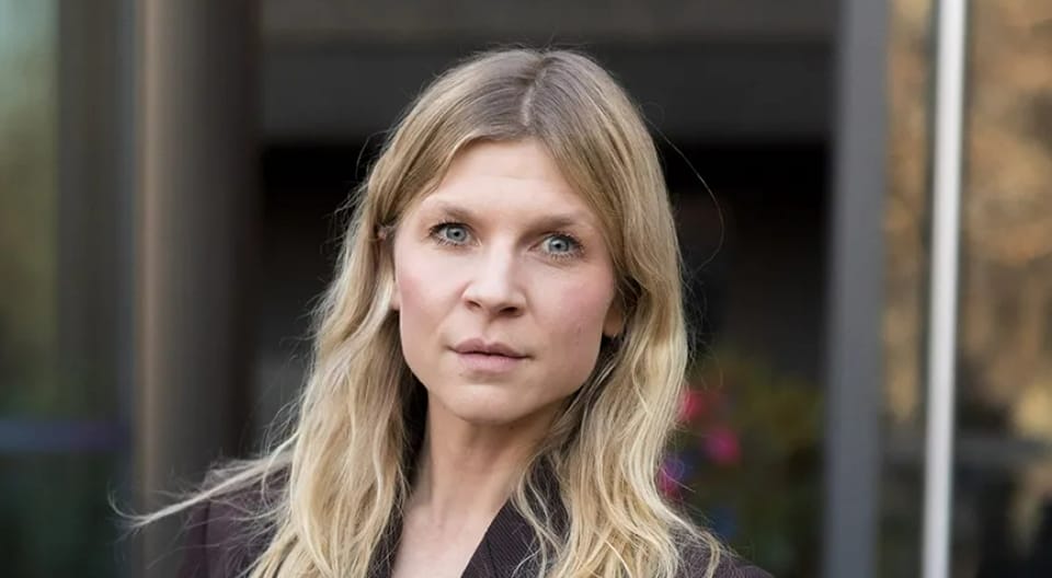 Clémence Poésy Height, Weight, Body Measurements, Bra Size, Shoe Size