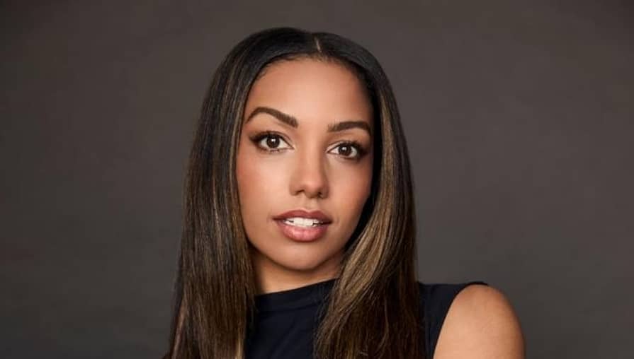 Corinne Foxx Height, Weight, Body Measurements, Bra Size, Shoe Size