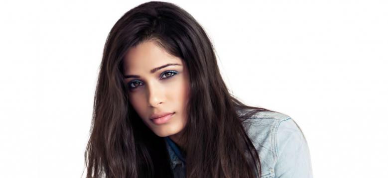 Freida Pinto Height, Weight, Body Measurements, Bra Size, Shoe Size