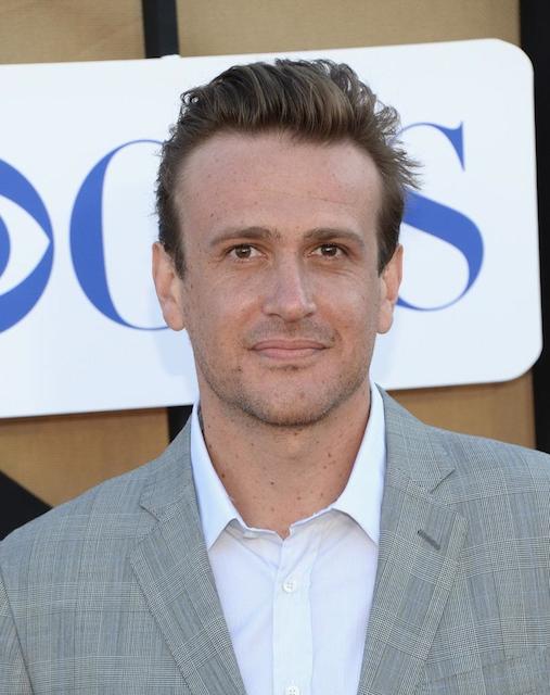 Jason Segel Height, Weight, Body Measurements, Shoe Size