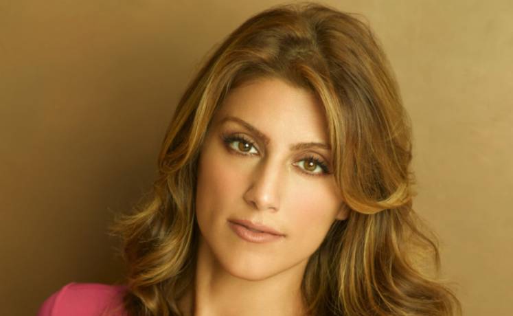 Jennifer Esposito Height, Weight, Body Measurements, Bra Size, Shoe Size