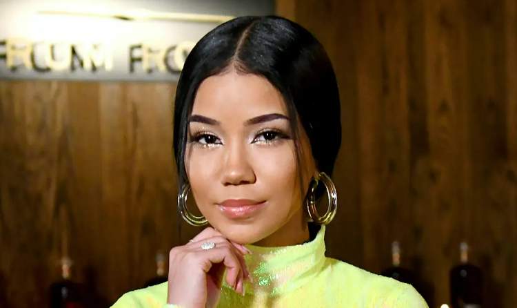 Jhene Aiko Height, Weight, Body Measurements, Bra Size, Shoe Size