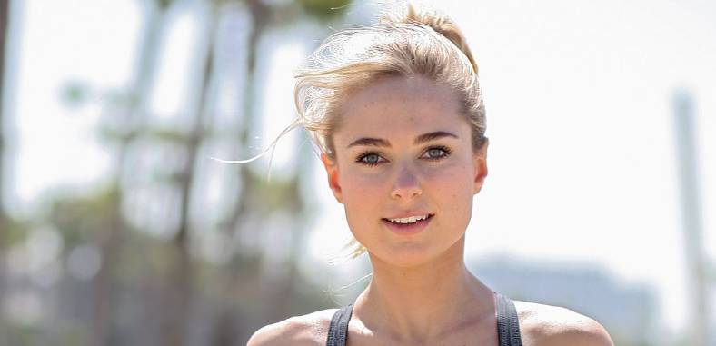 Kimberley Garner Height, Weight, Body Measurements, Bra Size, Shoe Size