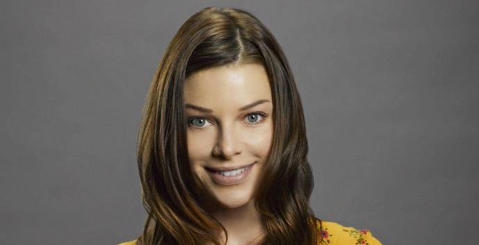 Lauren German Height, Weight, Body Measurements, Bra Size, Shoe Size
