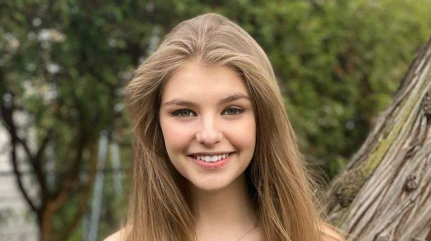Lyliana Wray Height, Weight, Body Measurements, Bra Size, Shoe Size