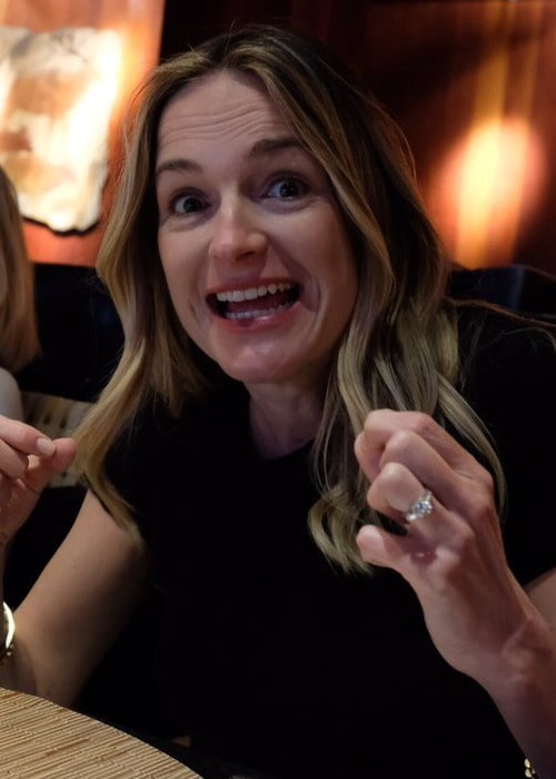 Molly McNearney Height, Weight, Age, Body Statistics
