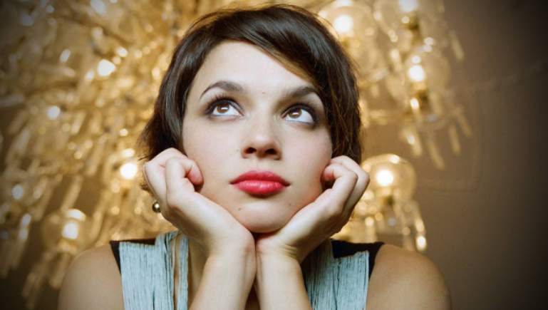 Norah Jones Height, Weight, Body Measurements, Bra Size, Shoe Size