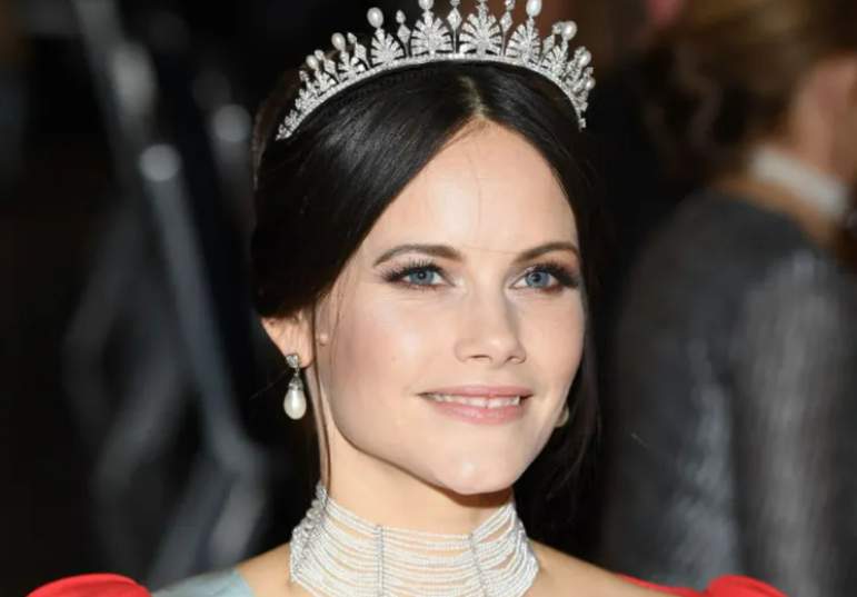 Sofia Hellqvist Height, Weight, Body Measurements, Bra Size, Shoe Size