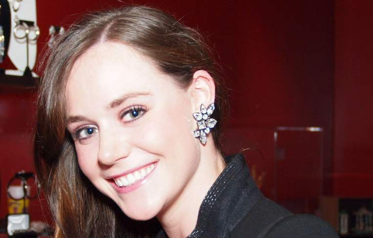 Tessa Virtue Height, Weight, Body Measurements, Bra Size, Shoe Size