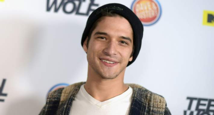 Tyler Posey Height, Weight, Body Measurements, Shoe Size