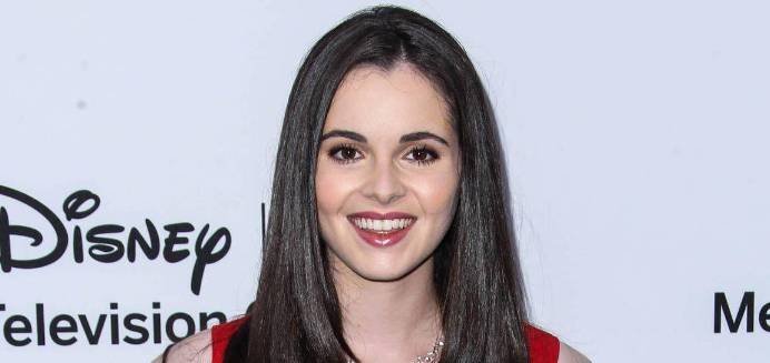 Vanessa Marano Height, Weight, Body Measurements, Bra Size, Shoe Size