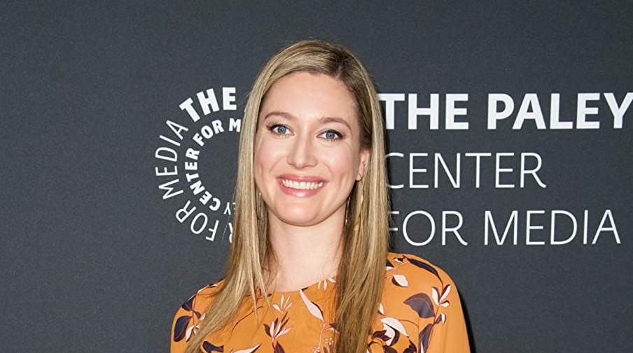 Zoe Perry Height, Weight, Body Measurements, Bra Size, Shoe Size